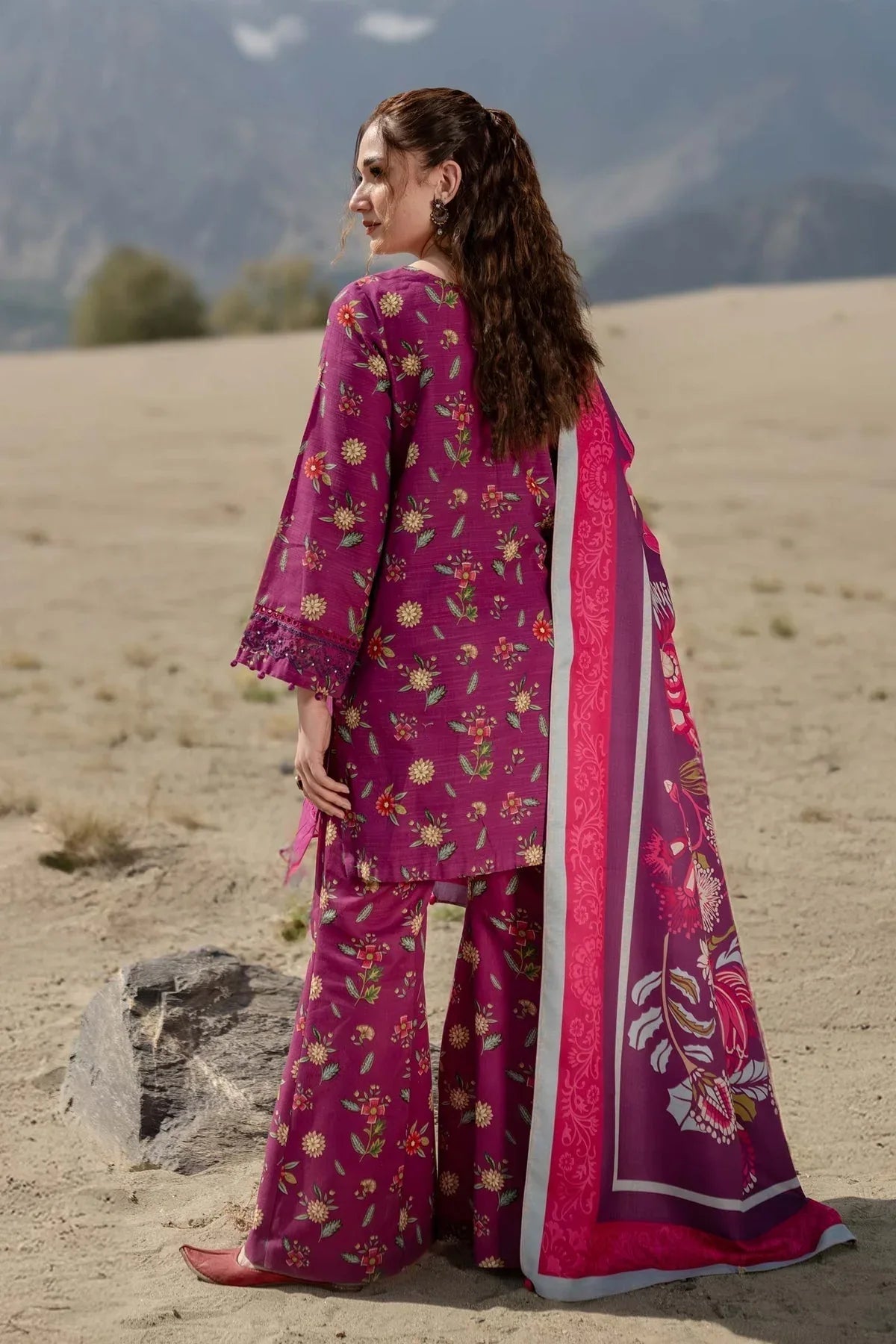 Maria B | Winter Basics 2024 |   505-A - Rang-e-Khaas