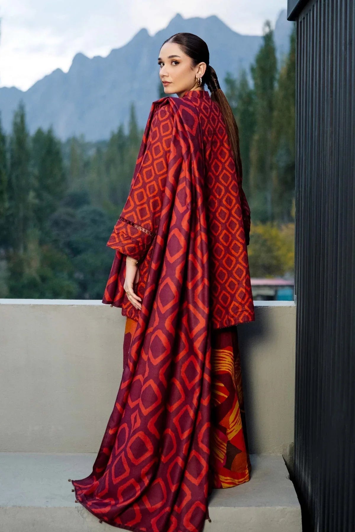 Maria B | Winter Basics 2024 |  506-B - Rang-e-Khaas
