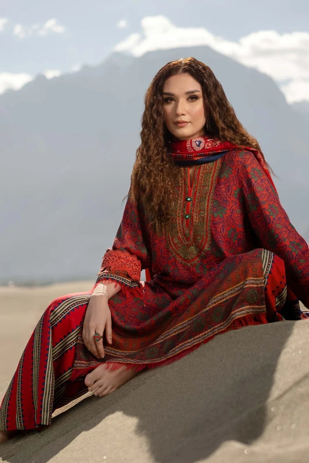 Maria B | Winter Basics 2024 |  511-B - Rang-e-Khaas