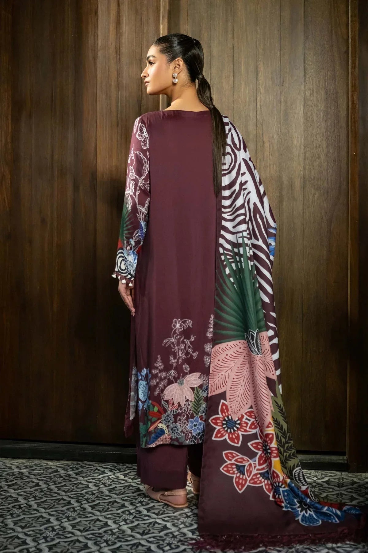 Maria B | Winter Basics 2024 |   512-A - Rang-e-Khaas