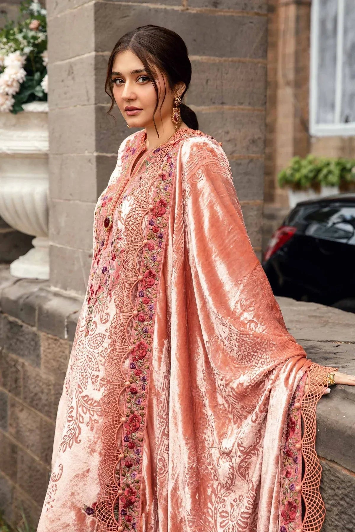 Maria B | Winter Luxe 24 | DL-1206 - Rang-e-Khaas