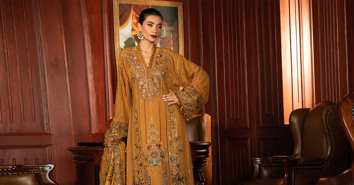 Maria B | Winter Luxe 24 | DL-1207 - Rang-e-Khaas