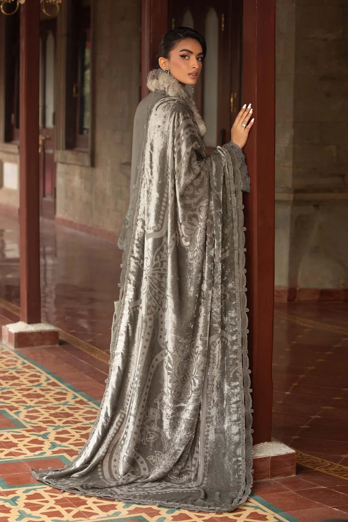 Maria B | Winter Luxe 24 | DL-1209 - Rang-e-Khaas