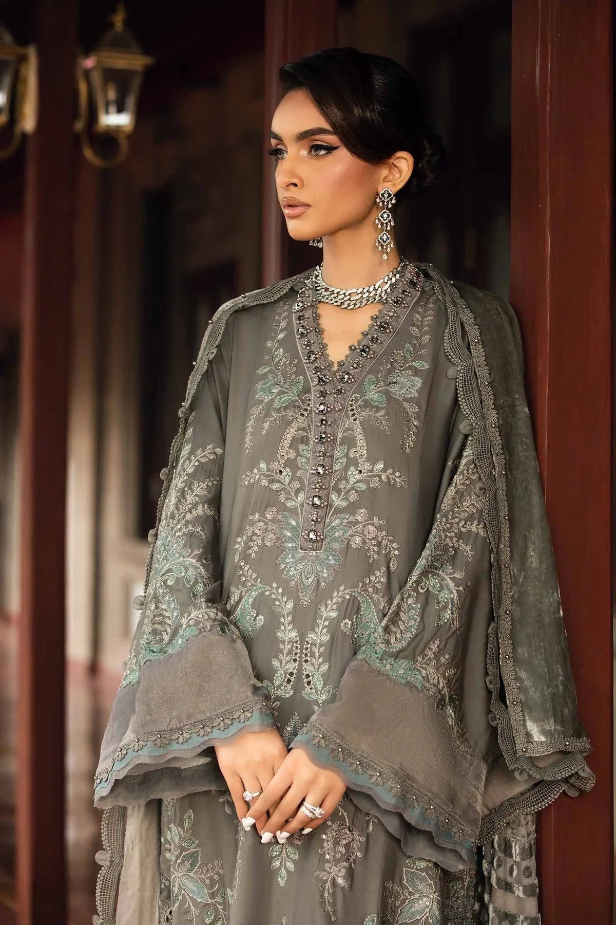 Maria B | Winter Luxe 24 | DL-1209 - Rang-e-Khaas