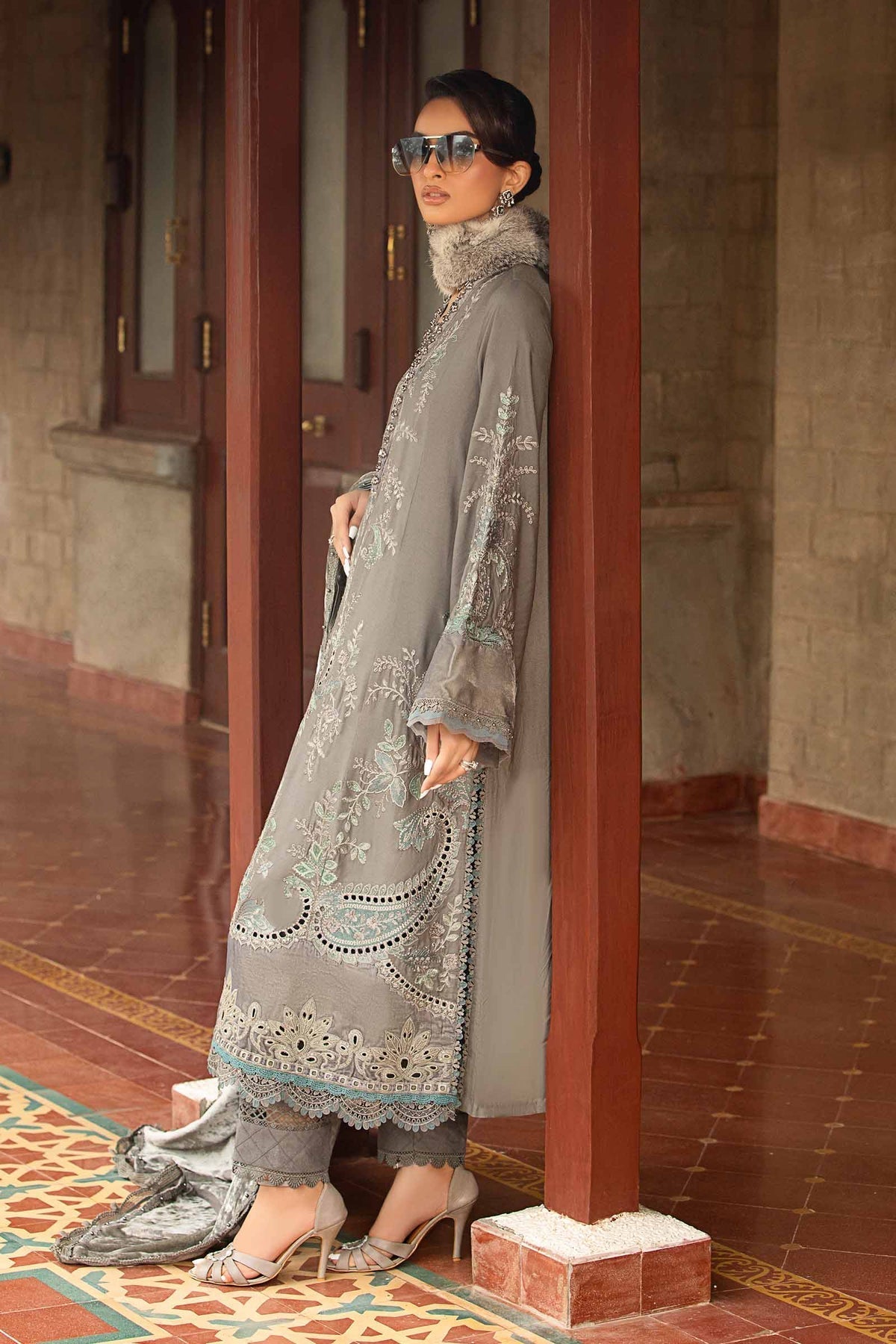 Maria B | Winter Luxe 24 | DL-1209 - Rang-e-Khaas
