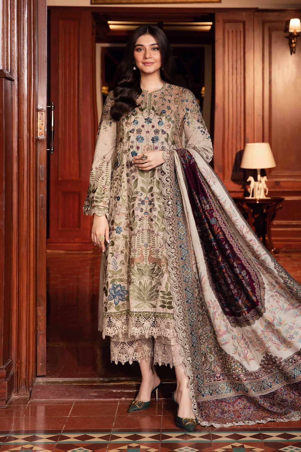 Maria B | Winter Luxe 24 | DL-1211 - Rang-e-Khaas