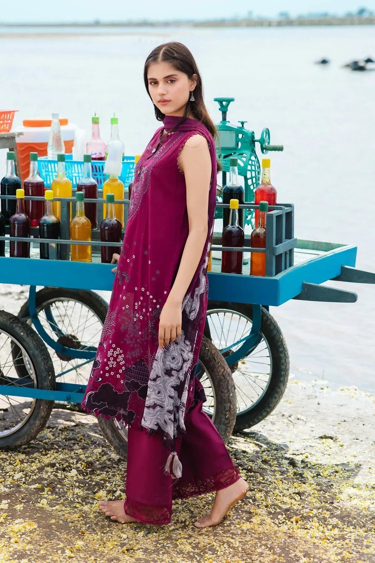 Maria b | M Basics Lawn | 403-B - Rang-e-Khaas