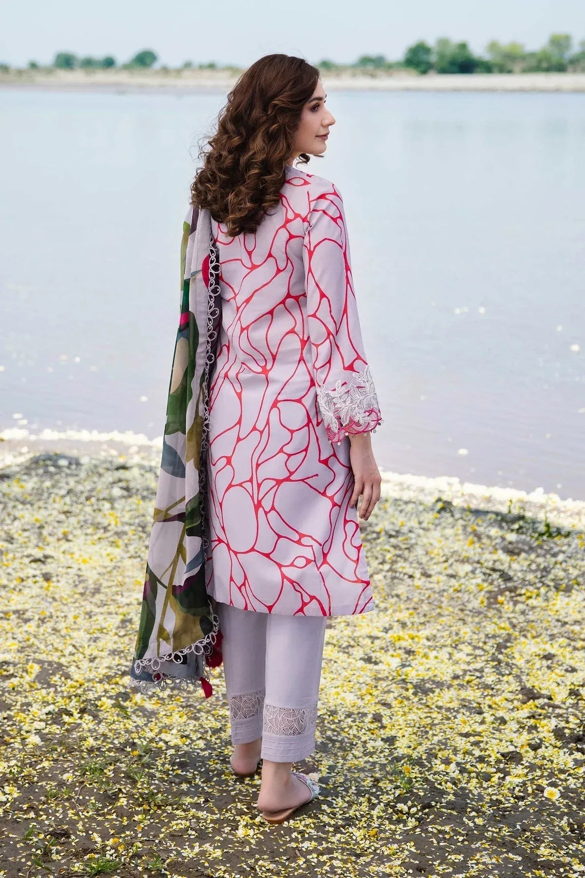 Maria b | M Basics Lawn | 404-A - Rang-e-Khaas