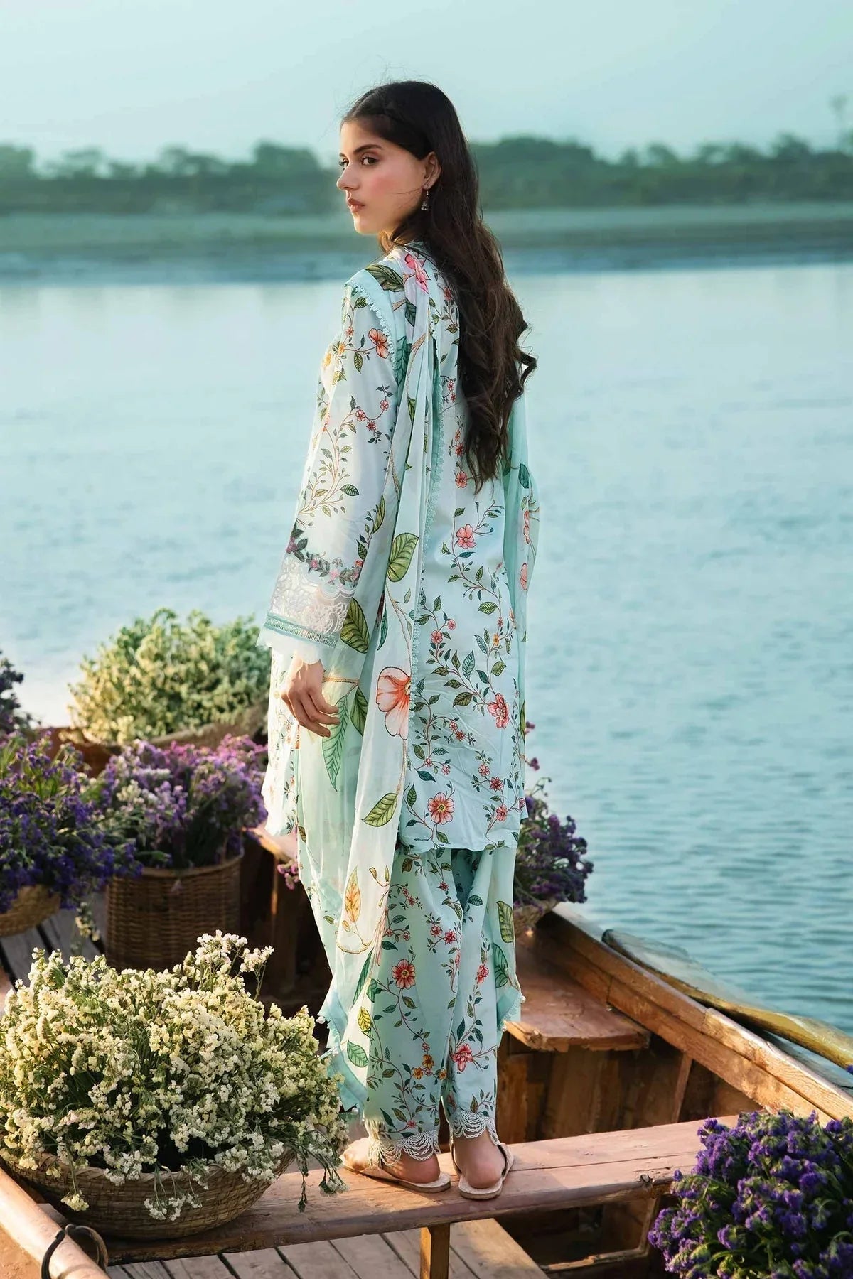 Maria b | M Basics Lawn | 406-B - Rang-e-Khaas