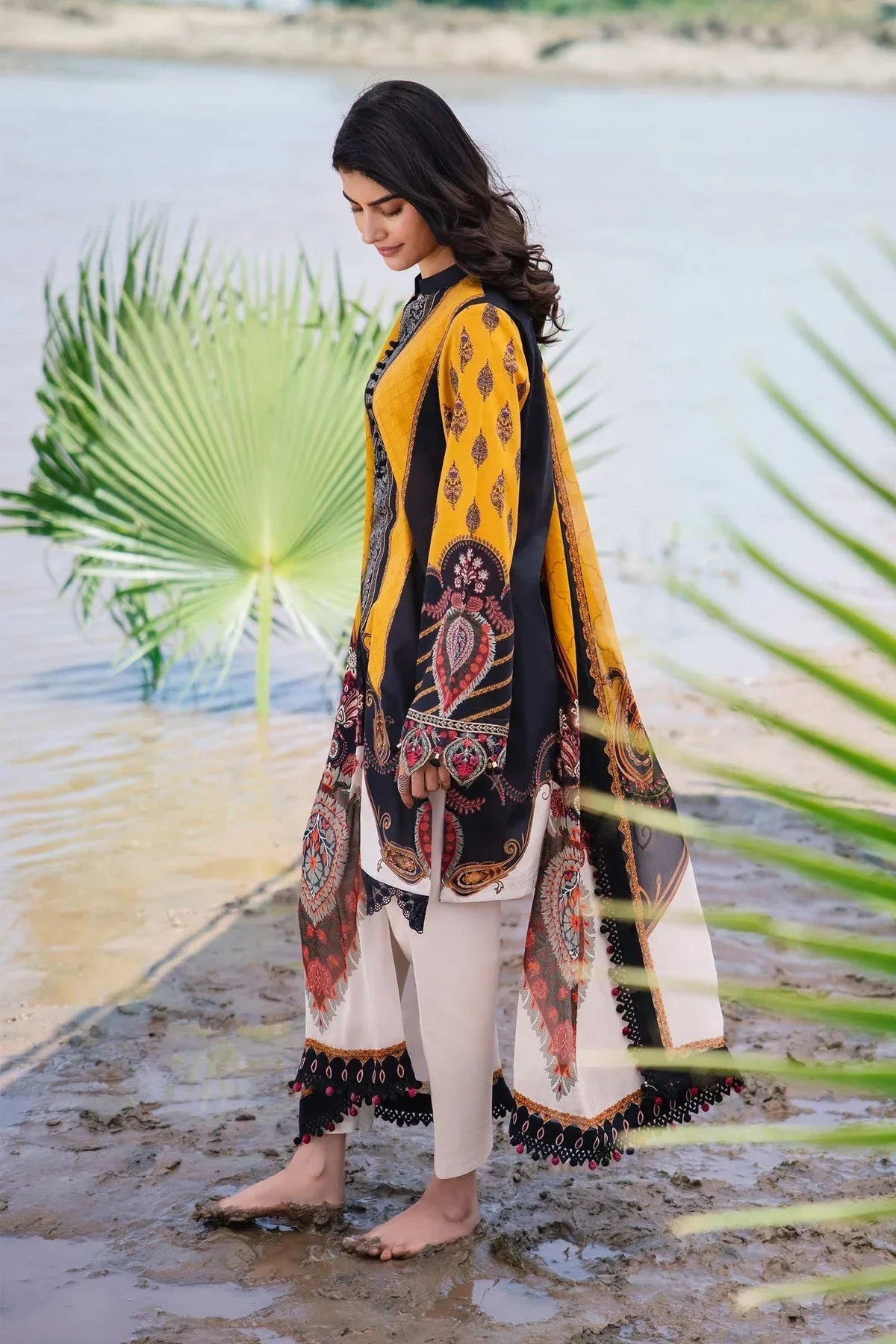 Maria b | M Basics Lawn | 407-B - Rang-e-Khaas