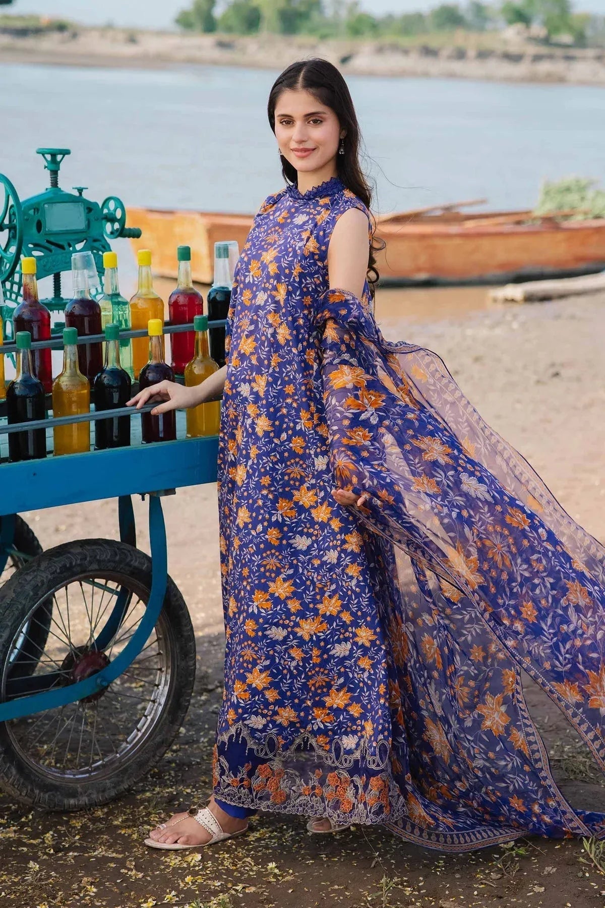 Maria b | M Basics Lawn | 409-B - Rang-e-Khaas