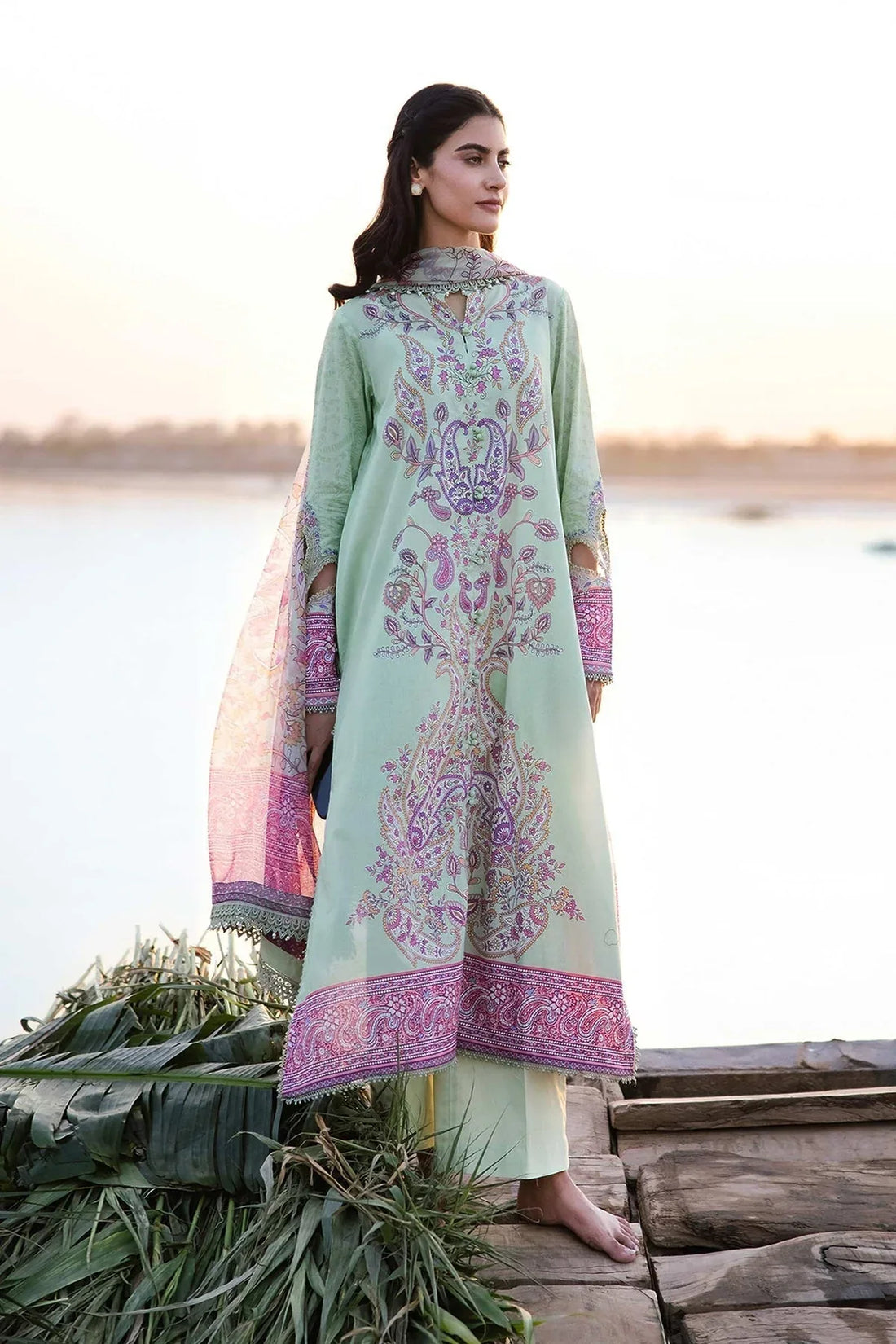 Maria b | M Basics Lawn | 410-A - Rang-e-Khaas