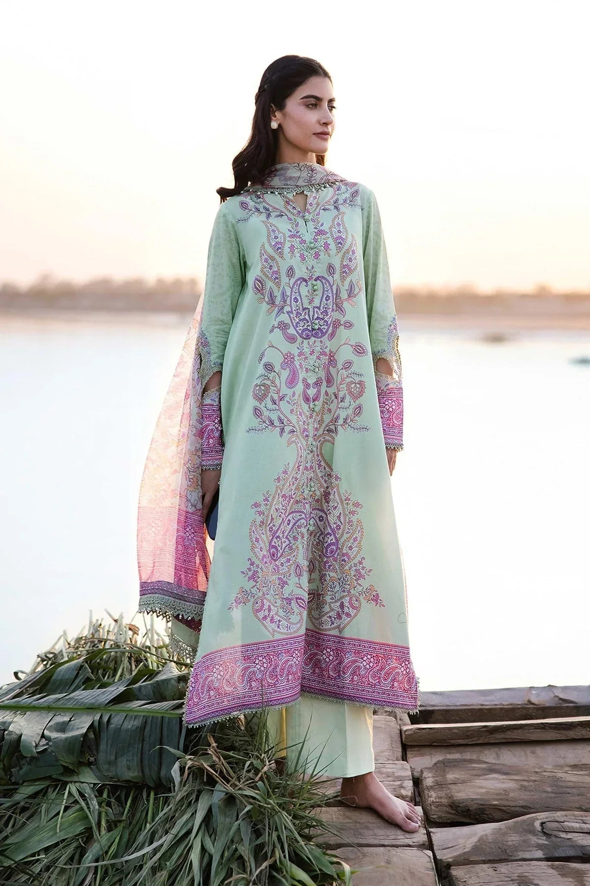 Maria b | M Basics Lawn | 410-A - Rang-e-Khaas