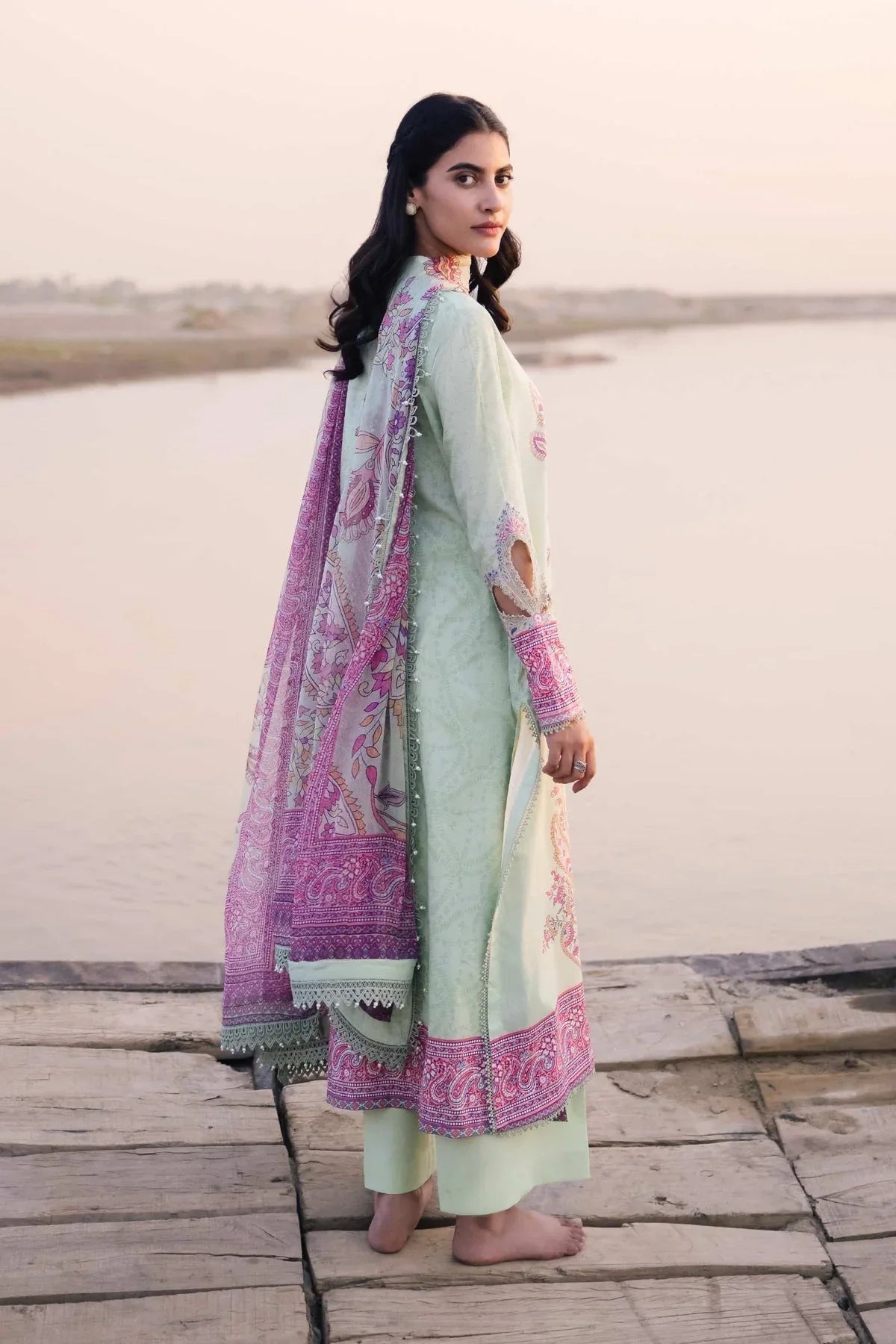 Maria b | M Basics Lawn | 410-A - Rang-e-Khaas