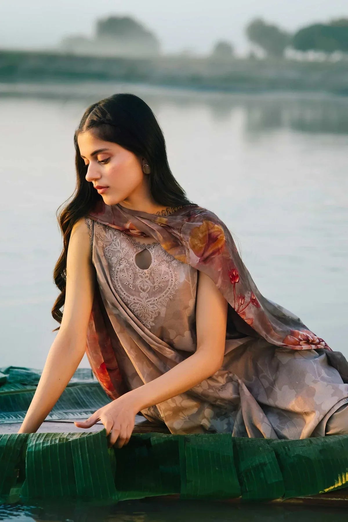 Maria b | M Basics Lawn | 411-B - Rang-e-Khaas