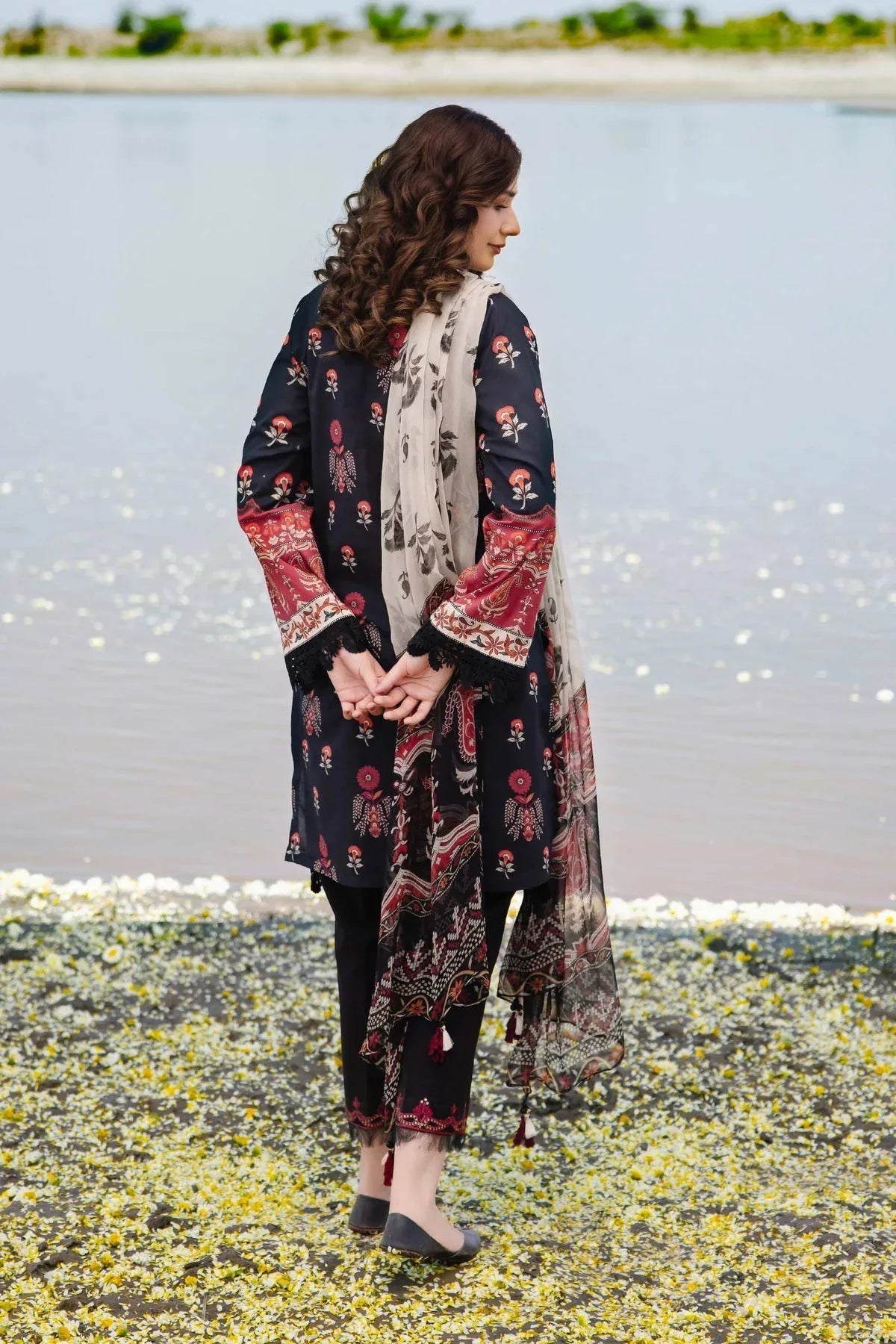Maria b | M Basics Lawn | 412-A - Rang-e-Khaas