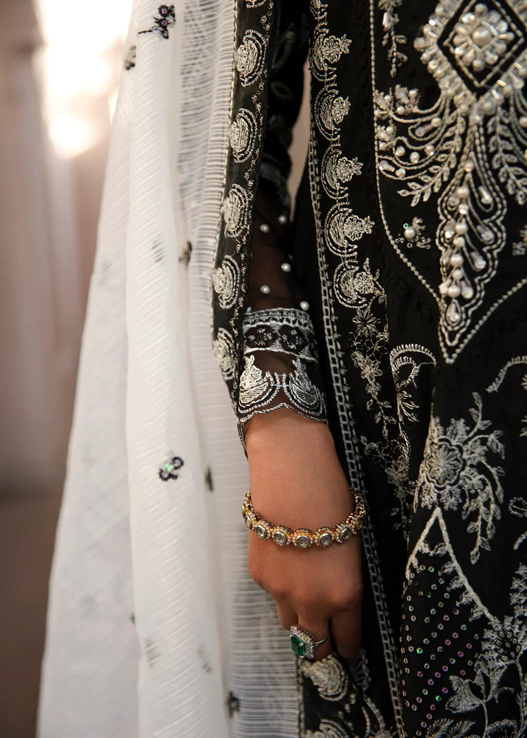 Maria Osama Khan | Rang e Noor Eid Edit | Neel Kamal-Black - Rang-e-Khaas