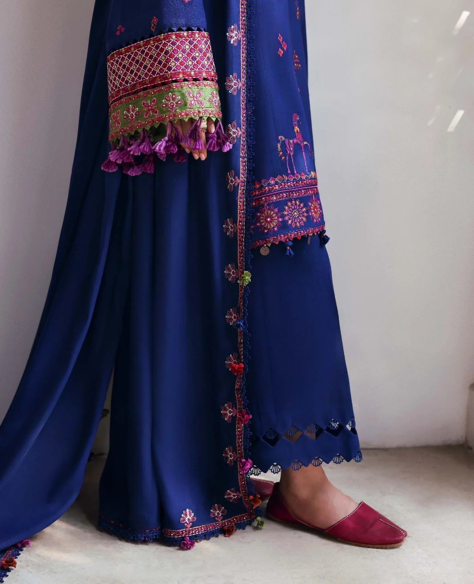 Republic Womenswear | Amaris Luxury Shawl 25 |Maris - Rang-e-Khaas