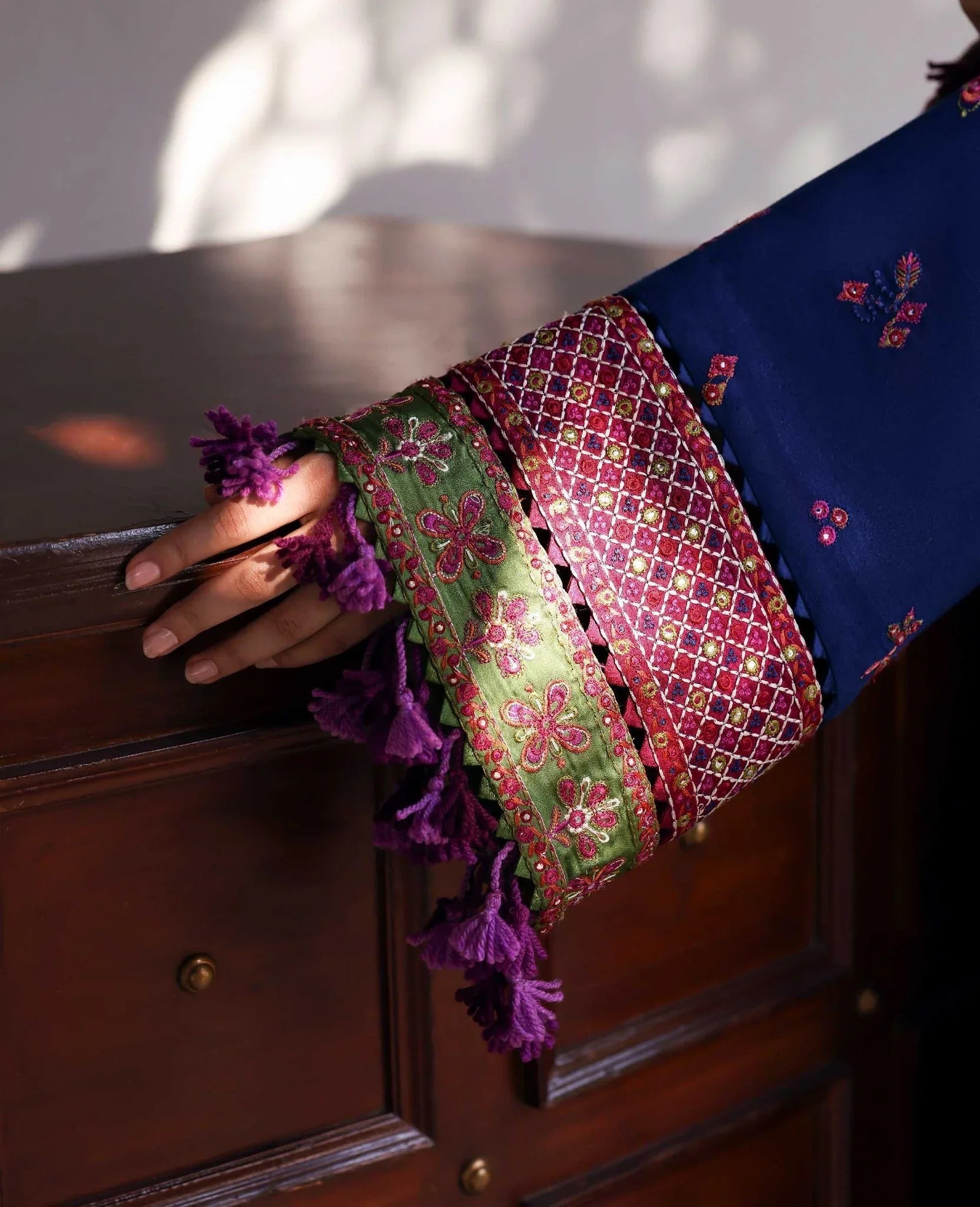 Republic Womenswear | Amaris Luxury Shawl 25 |Maris - Rang-e-Khaas