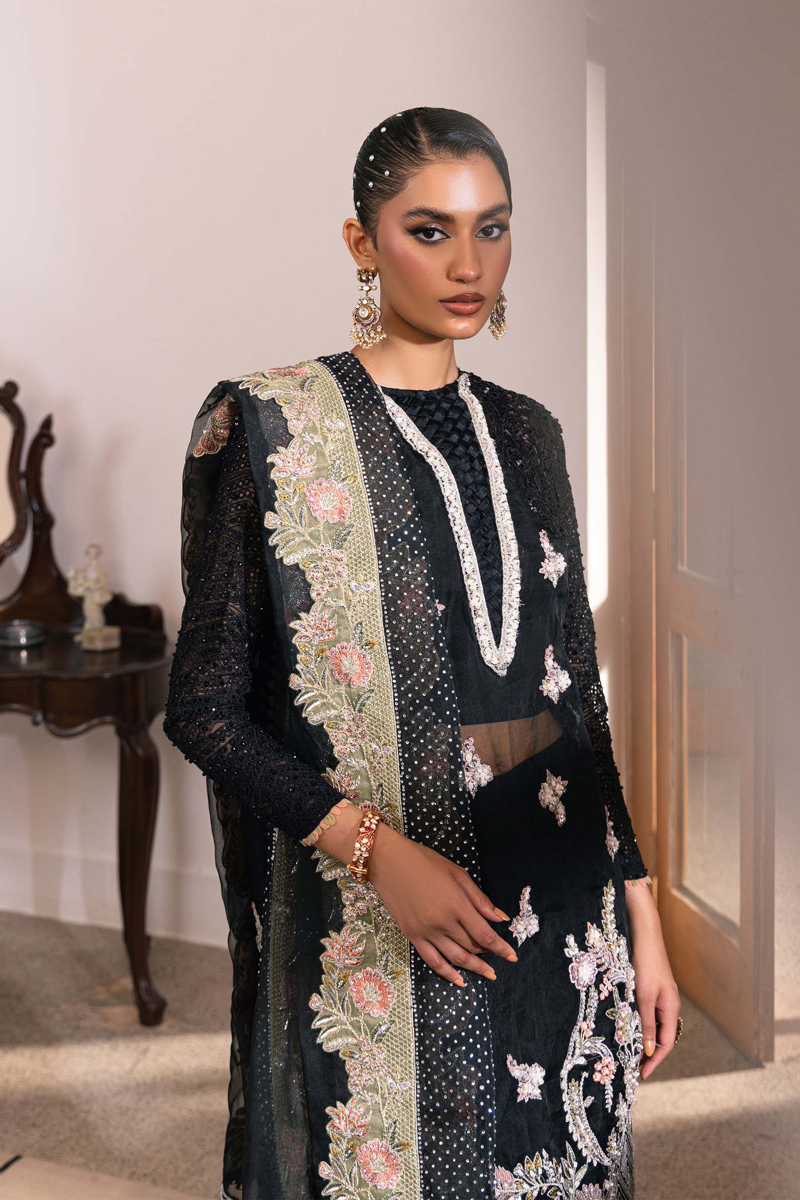 Maryam Hussain | Marwa Luxury Formals 24 | Sitara - Rang-e-Khaas
