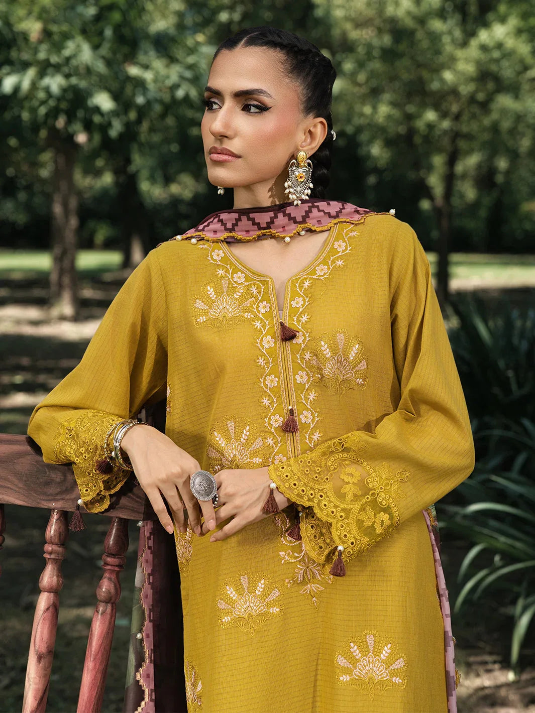 Hemstitch | The Garden Lawn | Matcha - Rang-e-Khaas