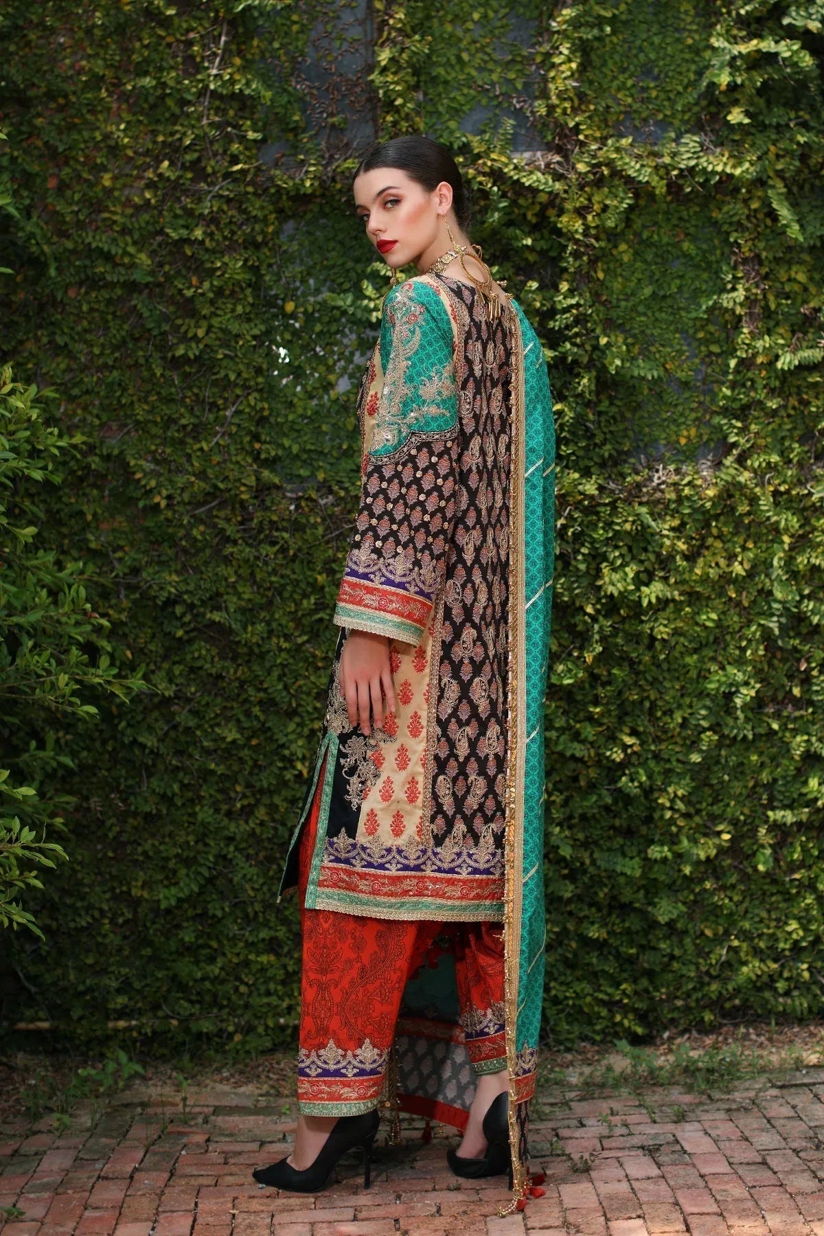 Mina Kashif | Festive Lawn | Zenel - Rang-e-Khaas