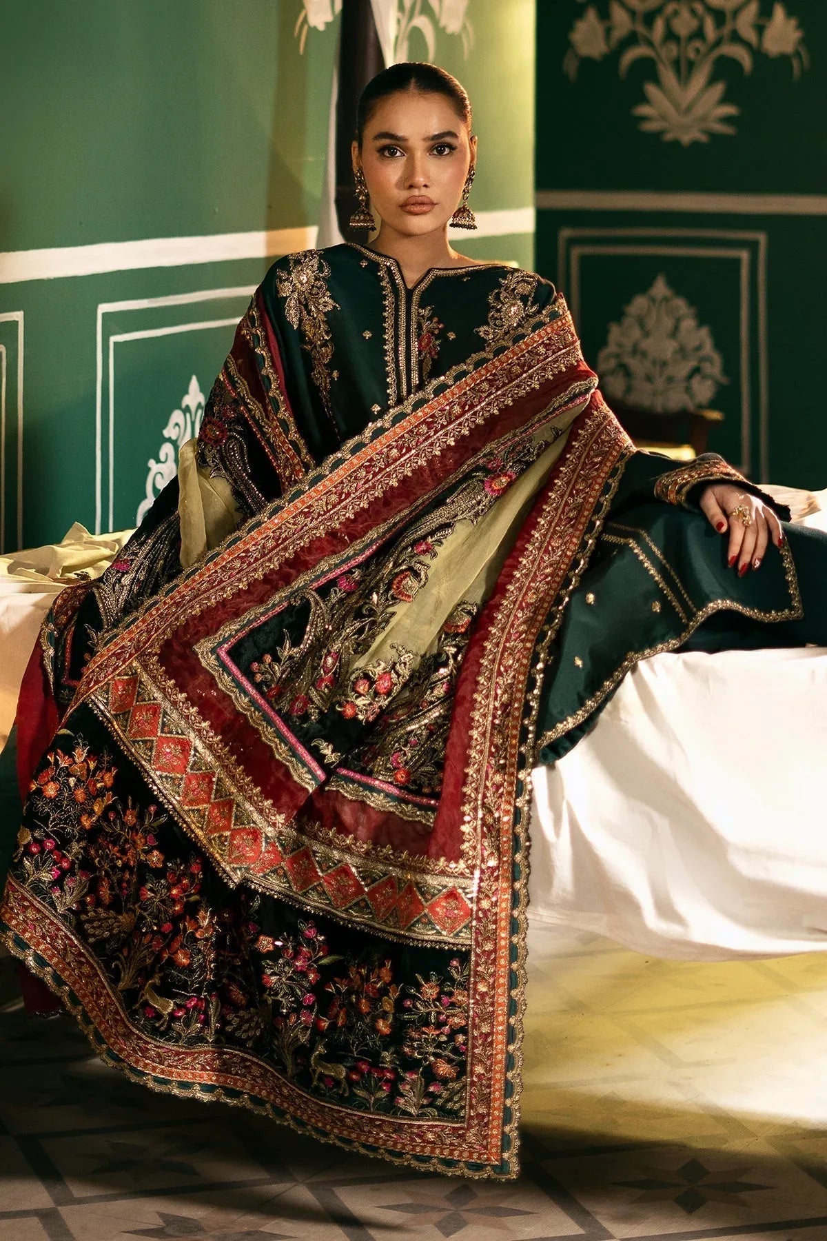 Mina Kashif | Meeral Formals 24 | Nazeen - Rang-e-Khaas