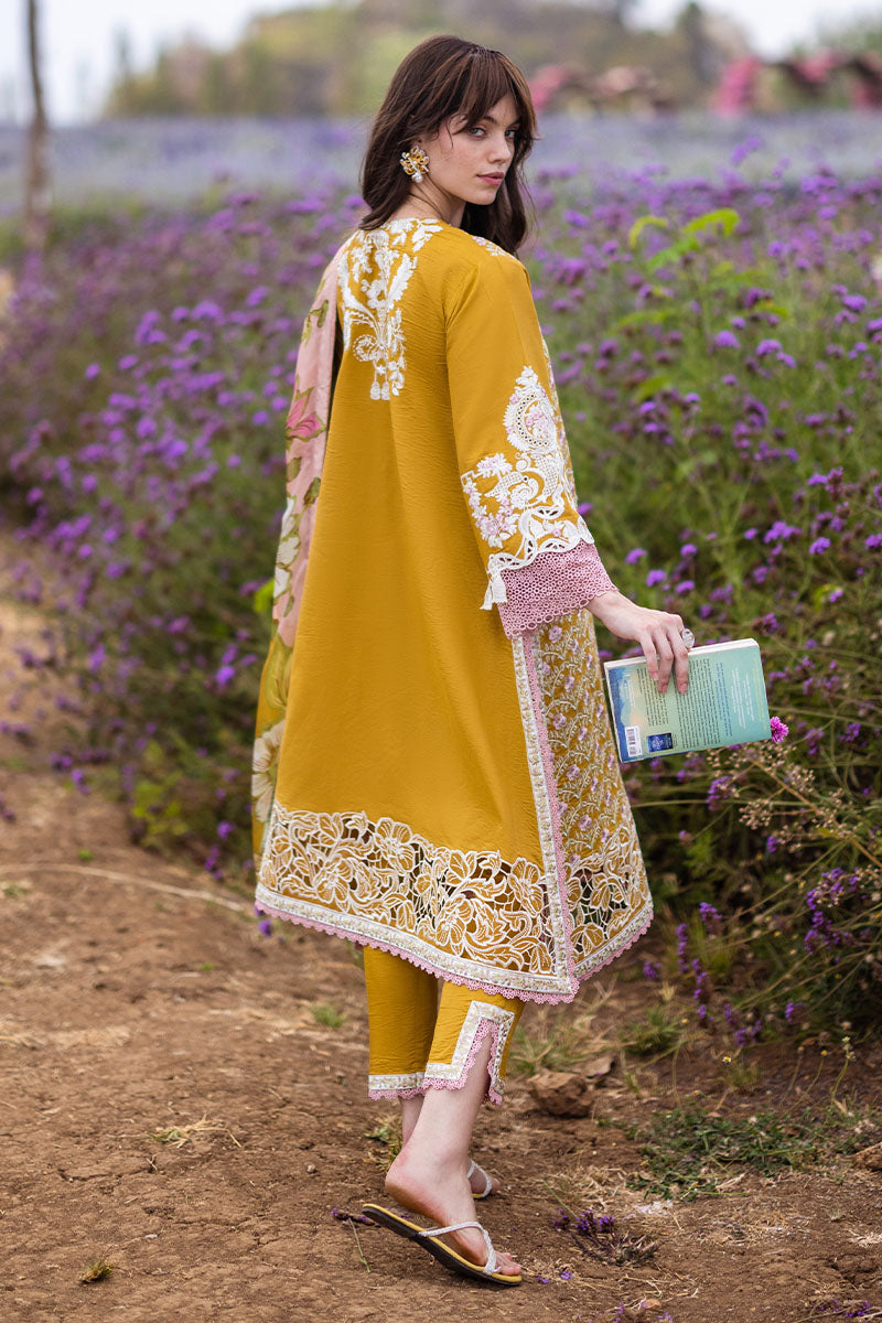 Mushq | Hemline The Secret Garden | WHISPERING PETALS - Rang-e-Khaas