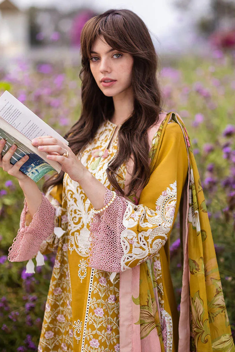 Mushq | Hemline The Secret Garden | WHISPERING PETALS - Rang-e-Khaas
