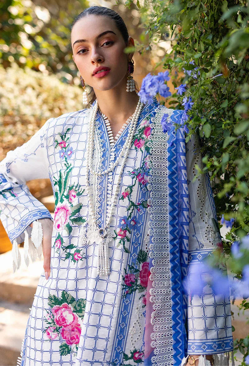 Mushq | Te Amo Luxury Lawn 24 | BELLA BELLEZA - Rang-e-Khaas