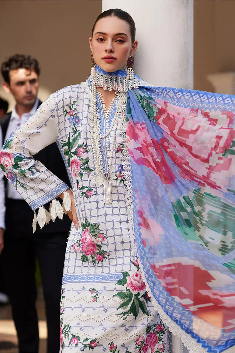 Mushq | Te Amo Luxury Lawn 24 | BELLA BELLEZA - Rang-e-Khaas
