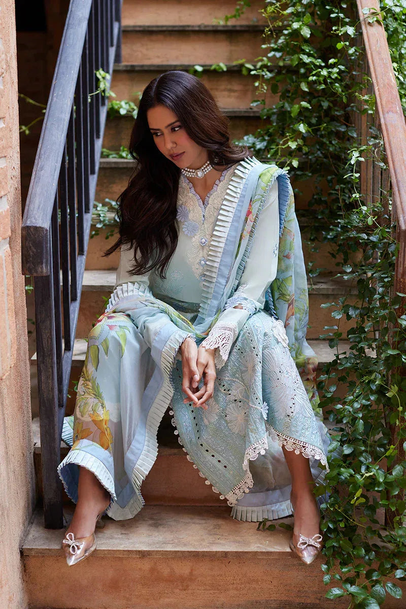 Mushq | Te Amo Luxury Lawn 24 | CAPRI CHARM - Rang-e-Khaas