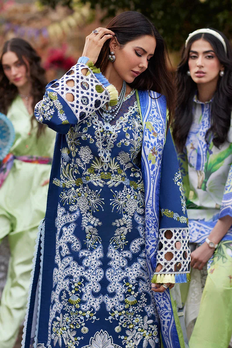 Mushq | Te Amo Luxury Lawn 24 | MODENA MAGIC - Rang-e-Khaas