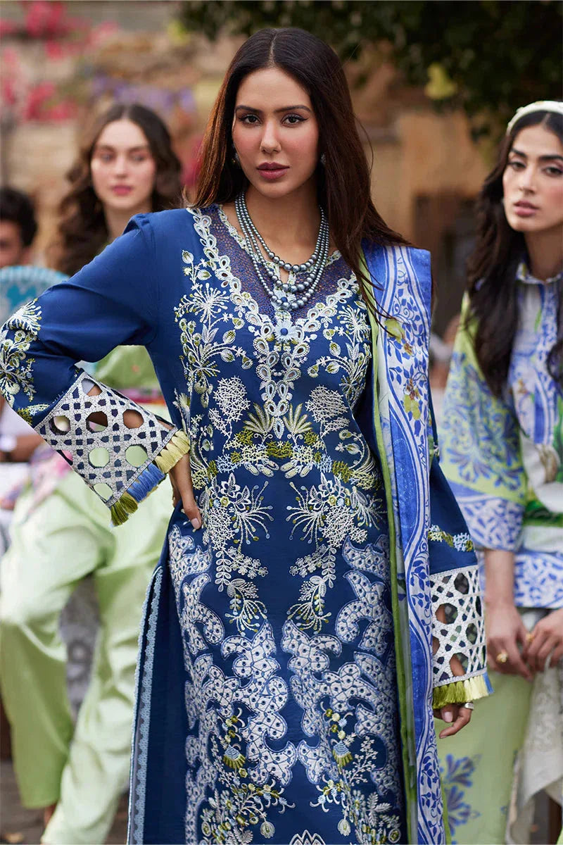 Mushq | Te Amo Luxury Lawn 24 | MODENA MAGIC - Rang-e-Khaas
