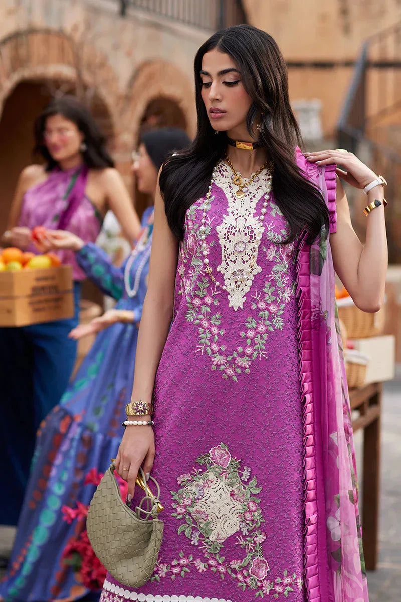 Mushq | Te Amo Luxury Lawn 24 | ROMA RAPTURE - Rang-e-Khaas