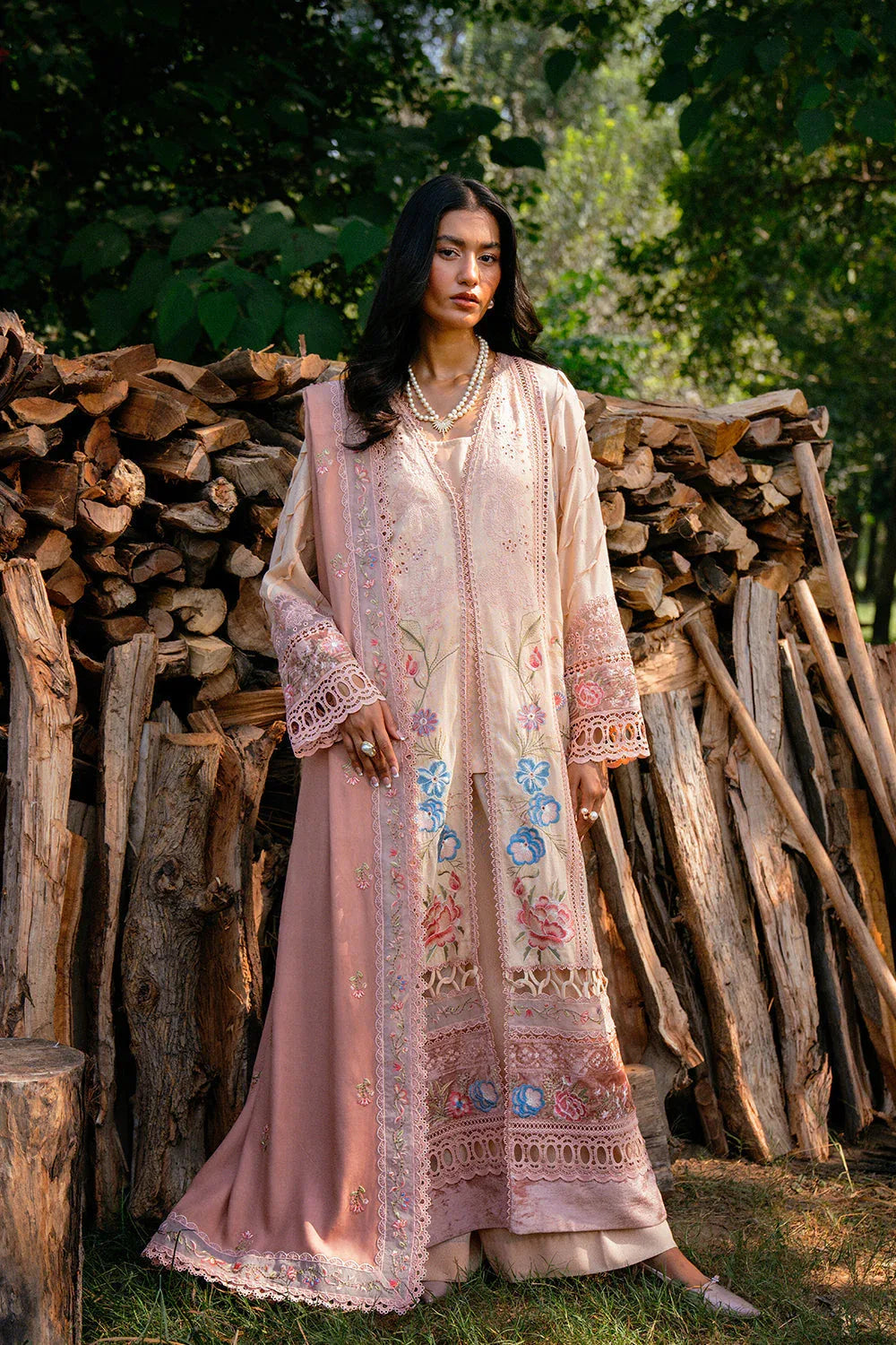Saira Rizwan | Winter 2024 | LANA-SRW24-03 - Rang-e-Khaas