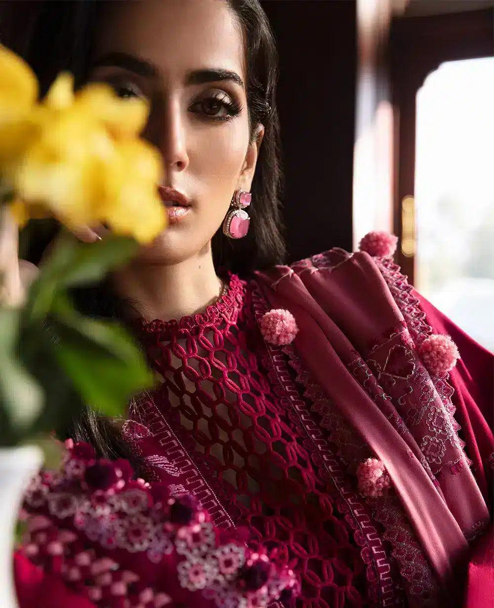 Republic Womenswear | Noemei Luxury Shawl 23 | NWU23-D4-A - Rang-e-Khaas