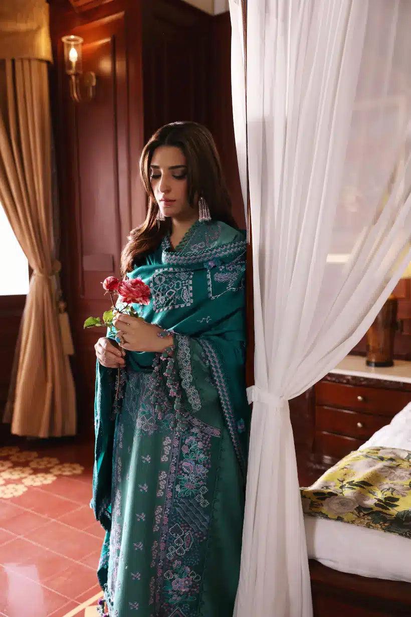 Republic Womenswear | Noemei Luxury Shawl 23 | NWU23-D4-B - Rang-e-Khaas
