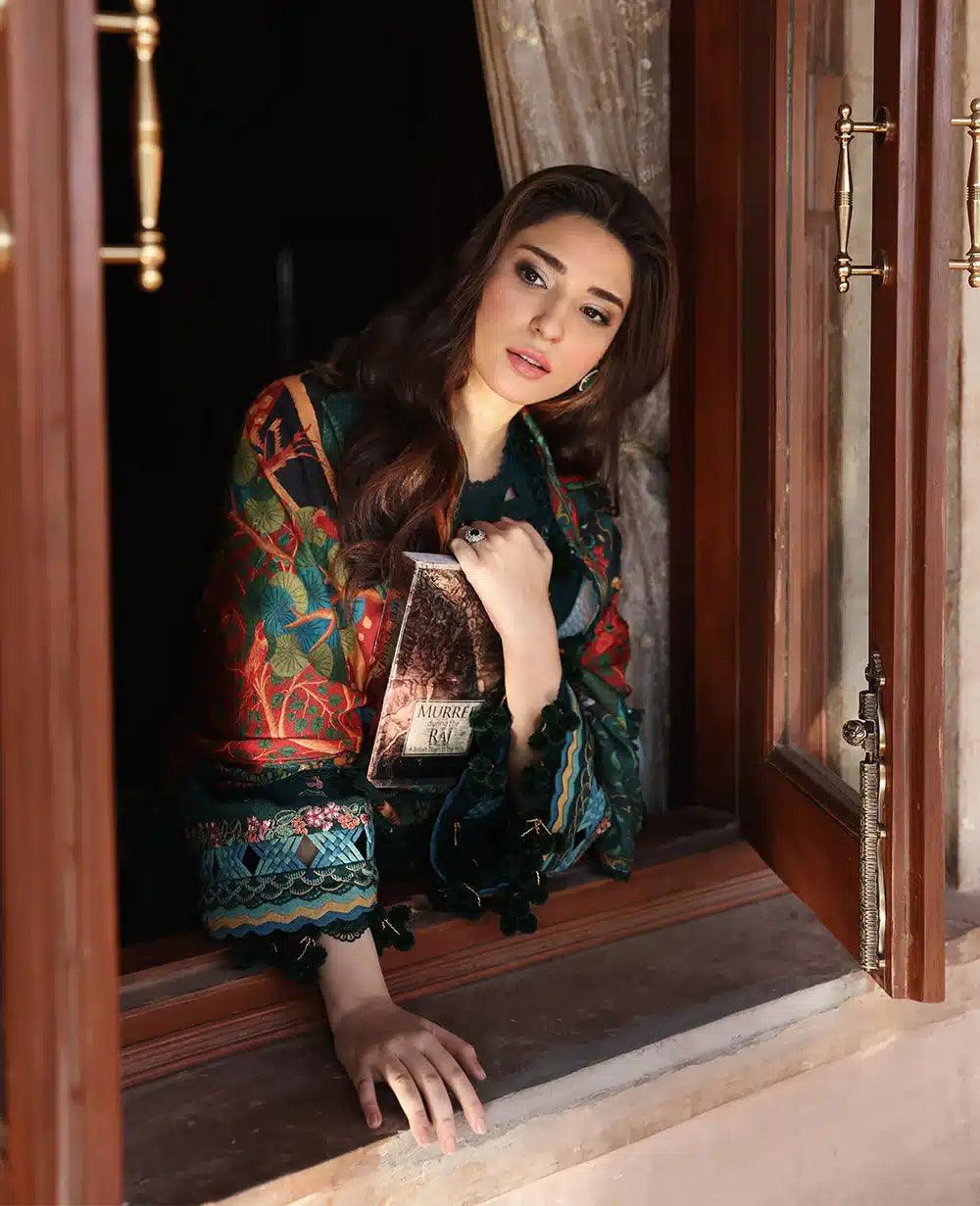 Republic Womenswear | Noemei Luxury Shawl 23 | NWU23-D6-B - Rang-e-Khaas