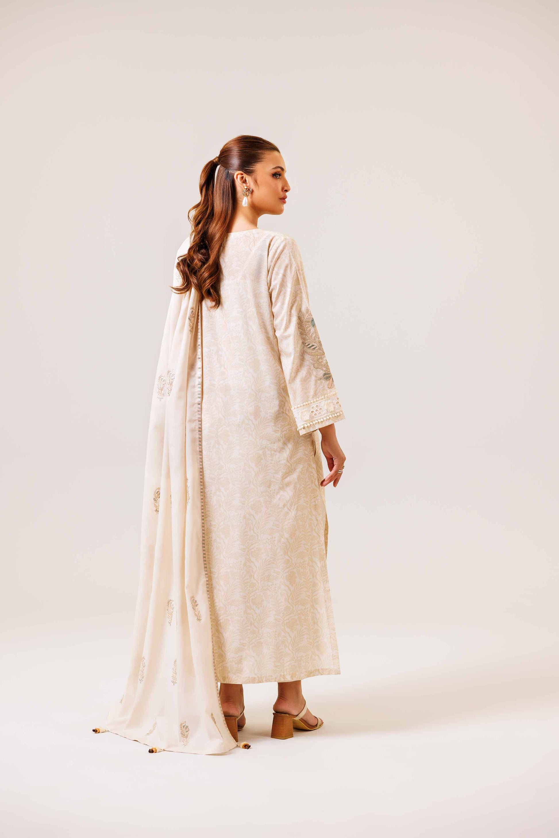 Nishat | Cross Season Edit | 42401985-1 - Rang-e-Khaas