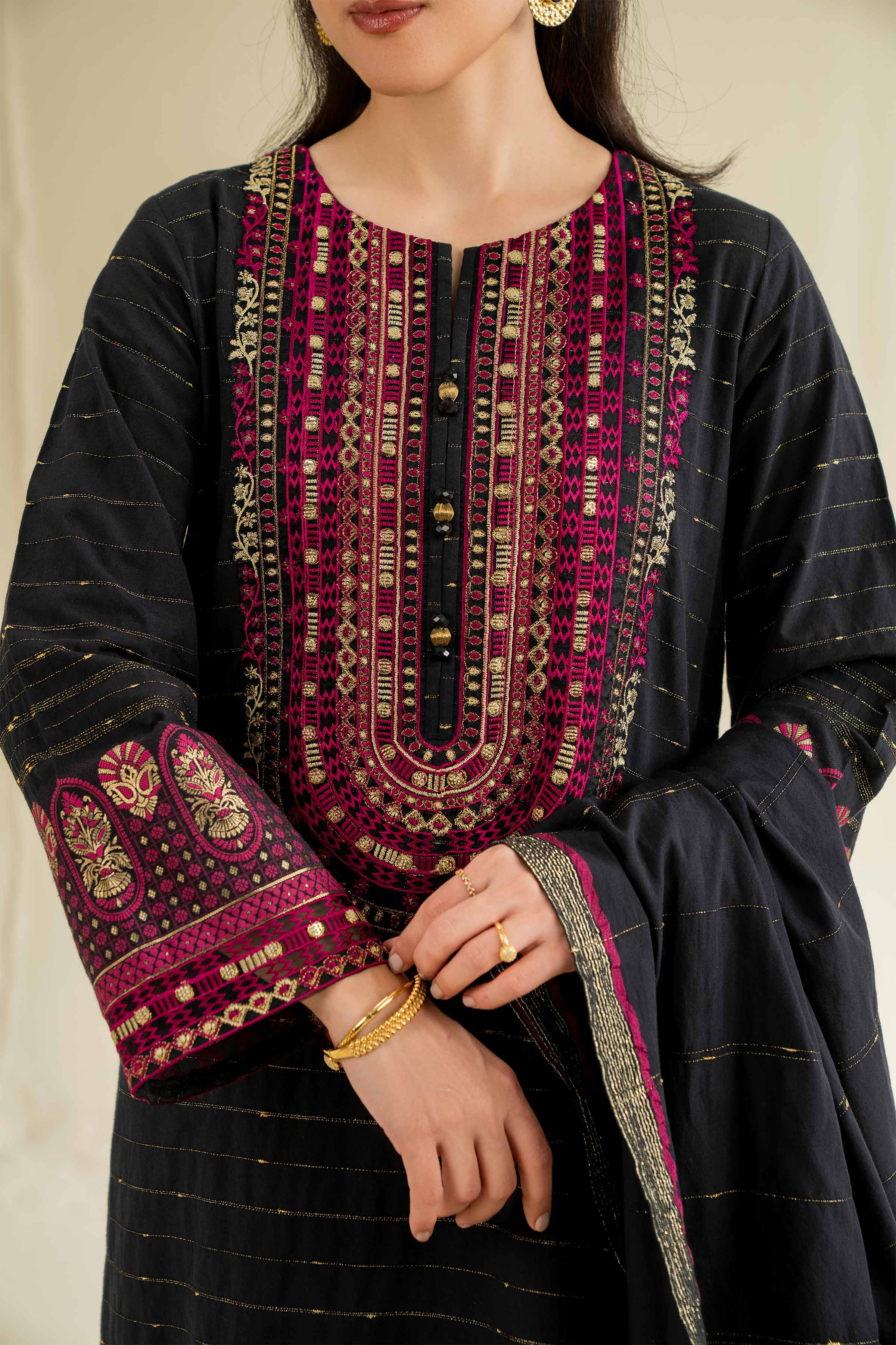 Nishat | Cross Season Edit | 42501041 - Rang-e-Khaas