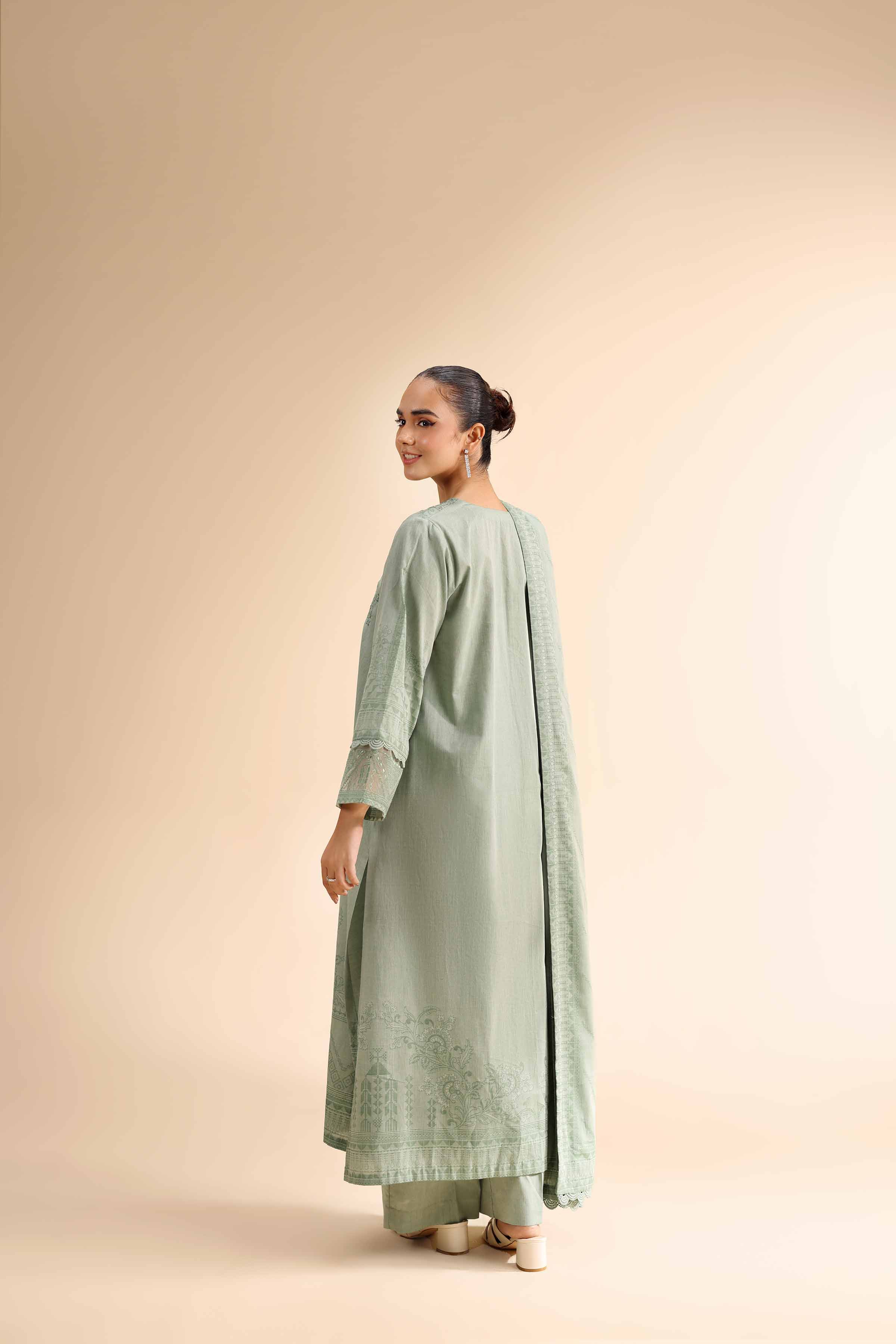 Nishat | Cross Season Edit | 42501046 - Rang-e-Khaas