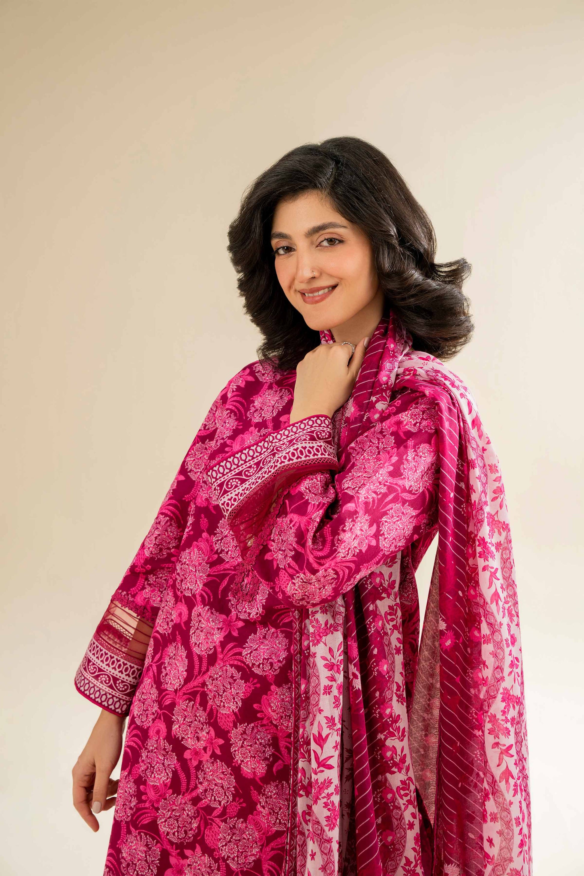 Nishat | Cross Season Edit | 42501070 - Rang-e-Khaas