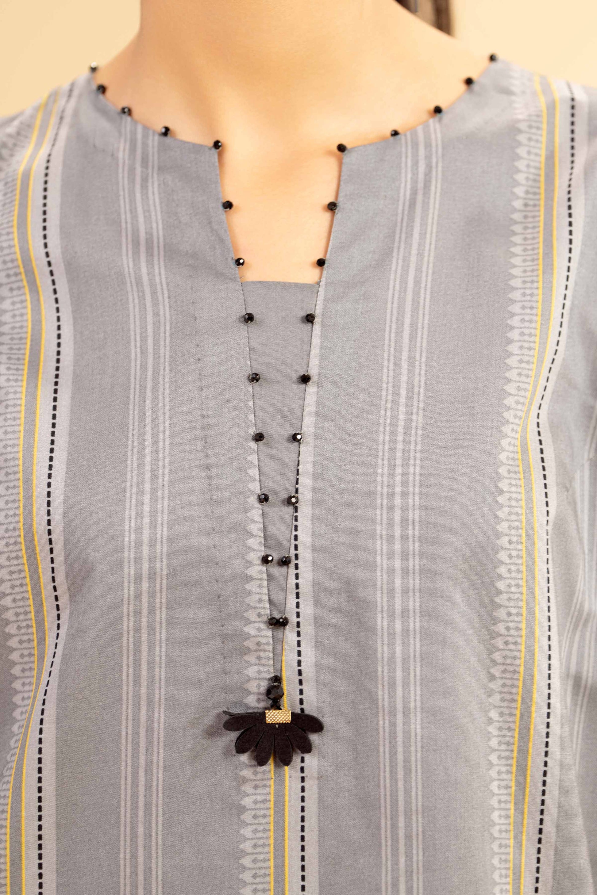 Nishat | Cross Season Edit | 42501075 - Rang-e-Khaas