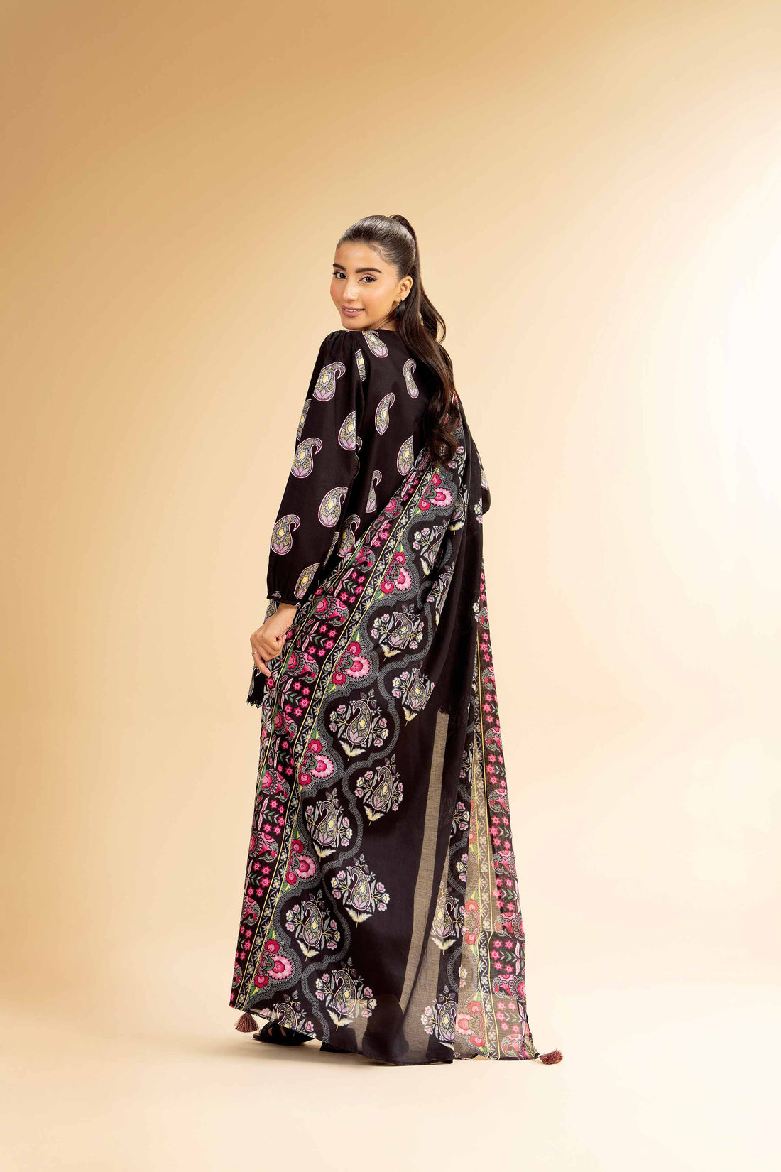 Nishat | Cross Season Edit | 42501077 - Rang-e-Khaas