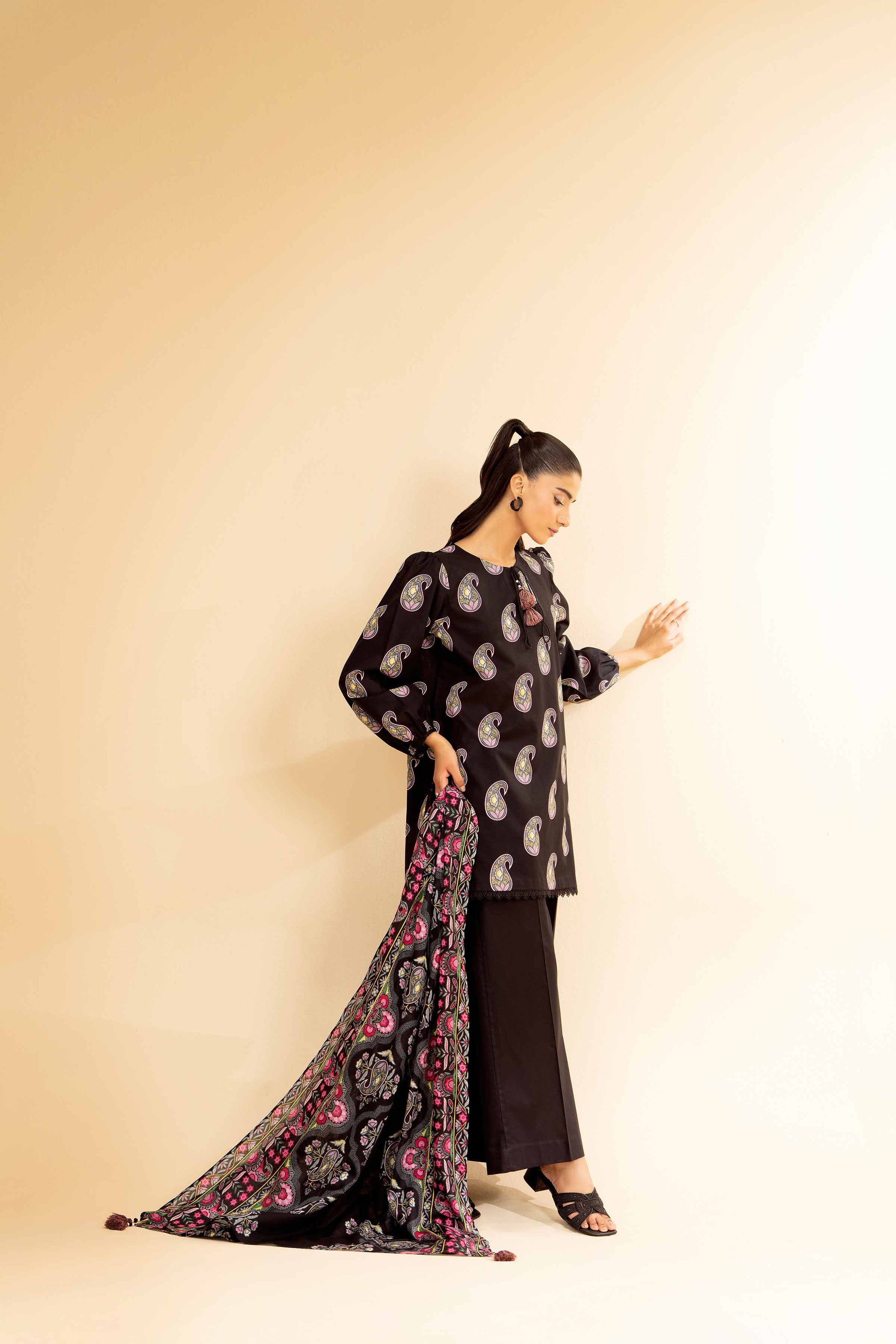 Nishat | Cross Season Edit | 42501077 - Rang-e-Khaas