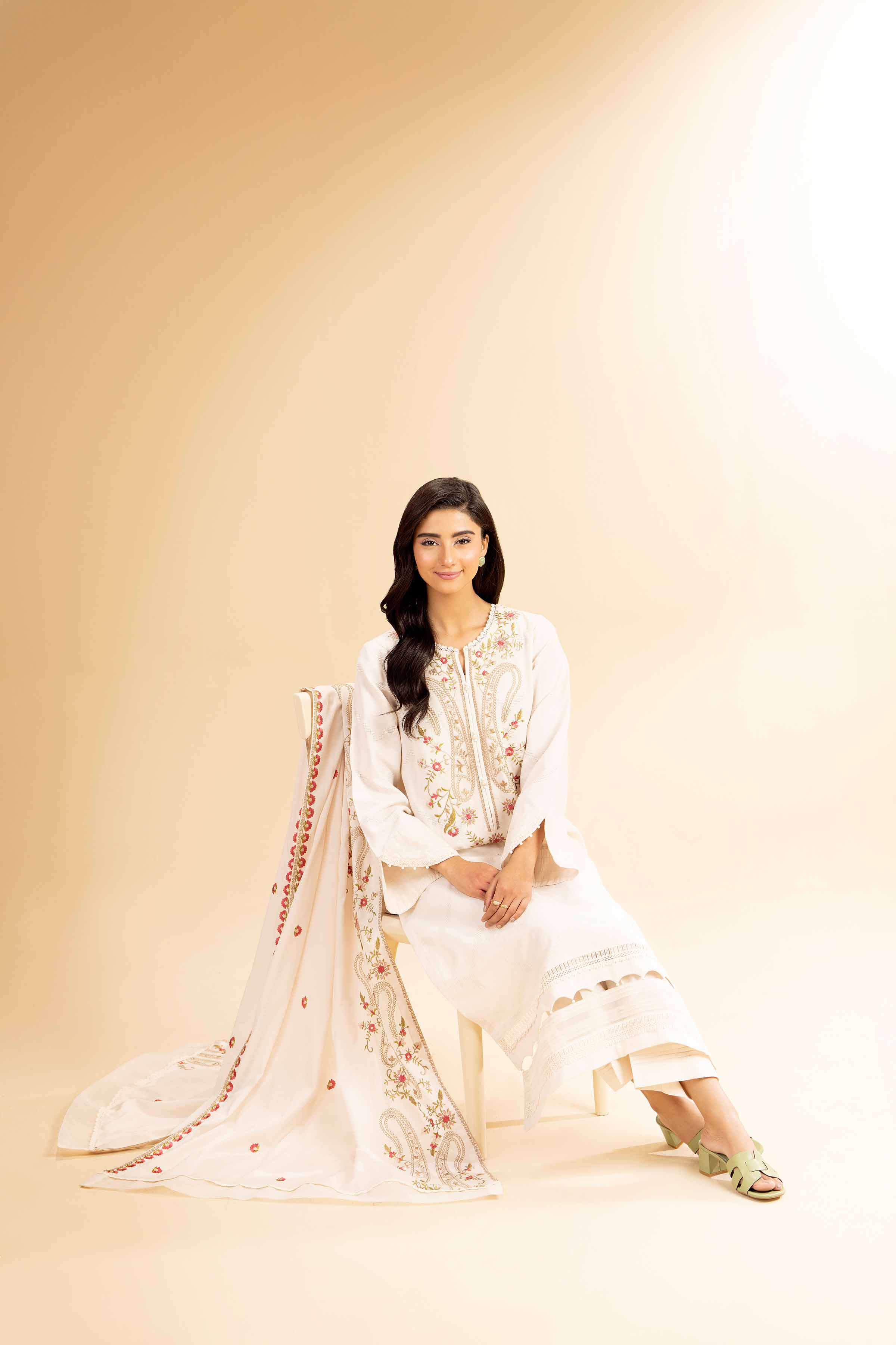 Nishat | Cross Season Edit | 42501096 - Rang-e-Khaas