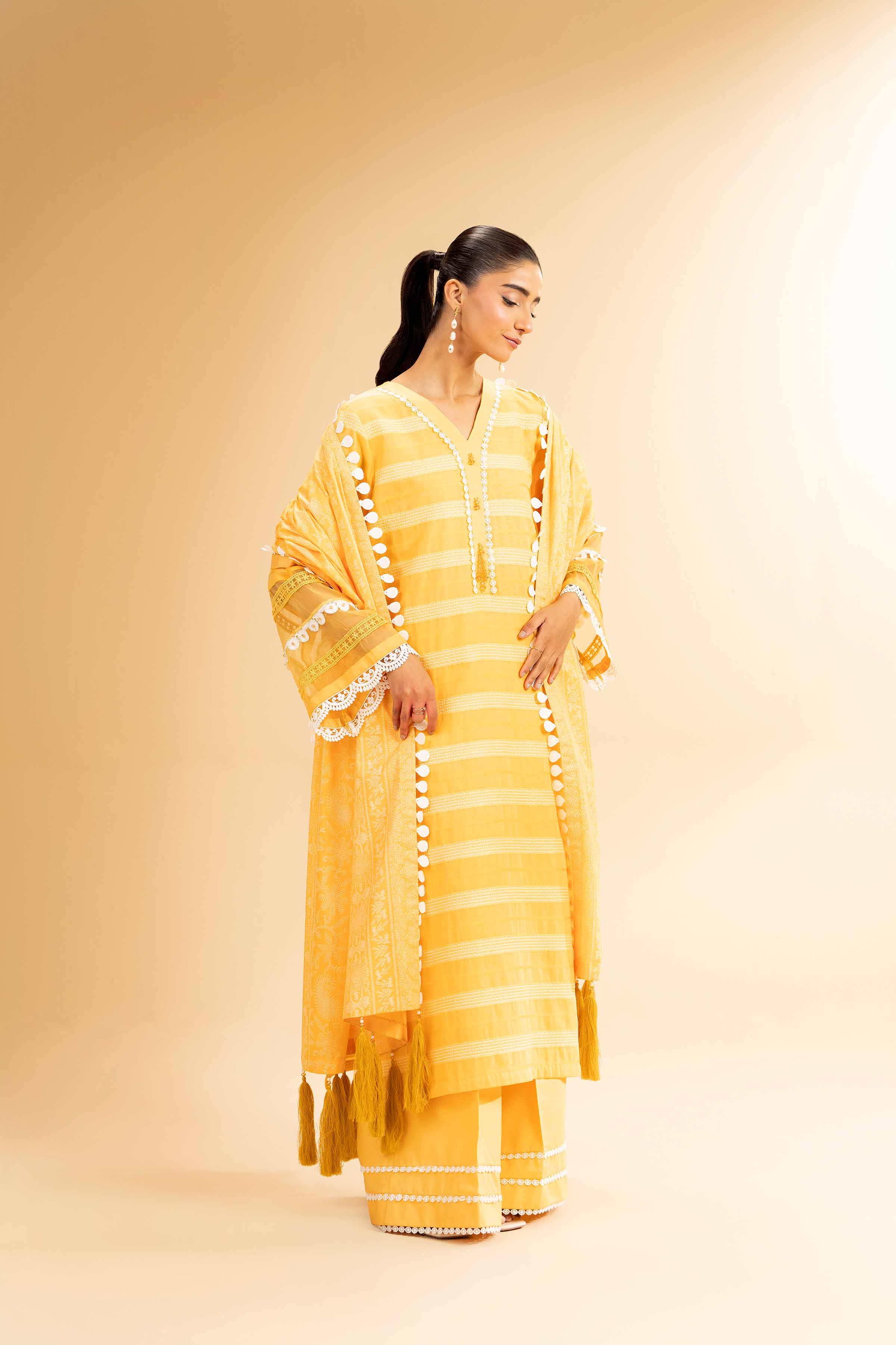 Nishat | Cross Season Edit | 42501110 - Rang-e-Khaas