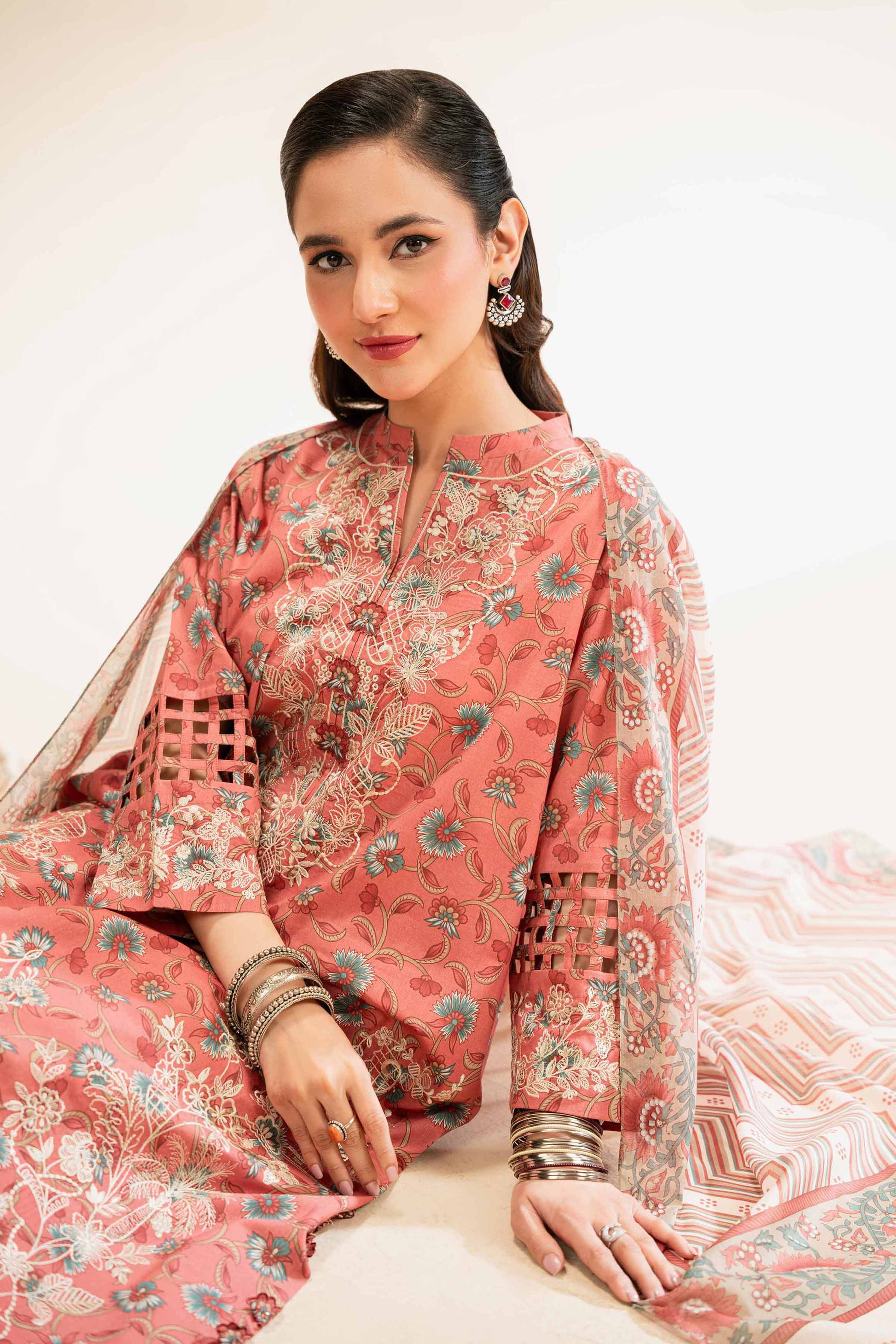 Nishat | Cross Season Edit | 42519174 - Rang-e-Khaas