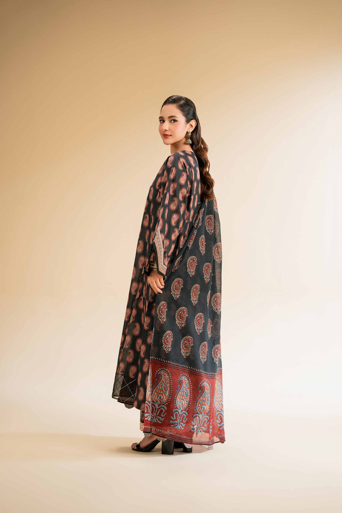 Nishat | Cross Season Edit | 42519175 - Rang-e-Khaas
